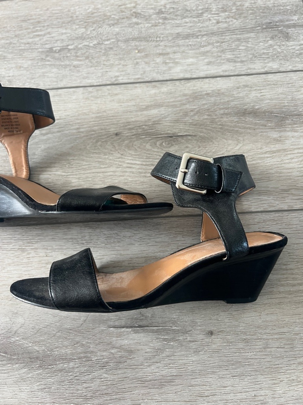 Nine West black Leather Ankle-Strap Wedge Sandals size 7 - Picture 3 of 10
